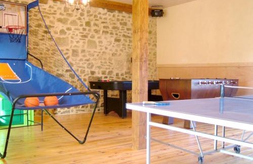 Nehou House | Maison charmante avec piscine partagée à Nehou