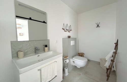 Lamarque House | Maison Chez les 4M