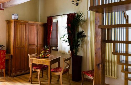 Corgnolaz Hotel | Maison Cly