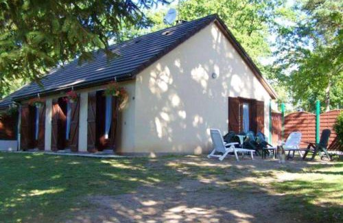 Marcillac-la-Croisille House | Maison confortable sur jardin clôturé à Marcillac-la-Croisille