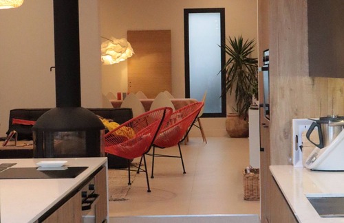Vielle-Chapelle House | Maison Contemporaine Avec Piscine à Deux pas des Plages et Calanques