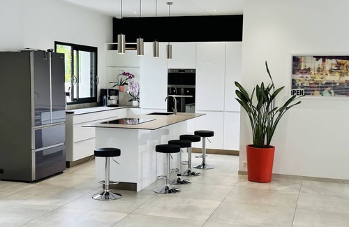 Thaire Villa | Maison Contemporaine Proche Plage