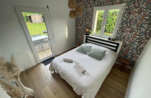 Neant-sur-Yvel House | Maison cosy avec jacuzzi