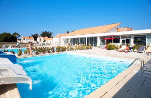 Olonne-sur-Mer House | Maison cosy, piscine sur place !