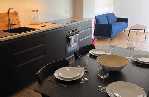 La Roche-sur-Yon House | Maison Cozy Terrasse et Jardin - à 30min de la mer