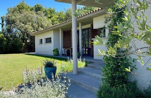 Trets Villa | Maison D'architecte Face à la Sainte Victoire