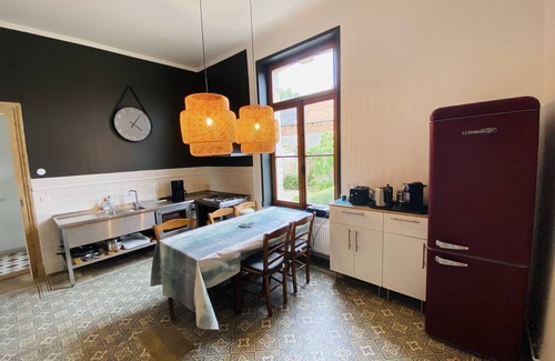 Crevecoeur-sur-lEscaut House | Maison de Vacances Avec Piscine à la Campagne Proche Abbaye de Vaucelles et A26