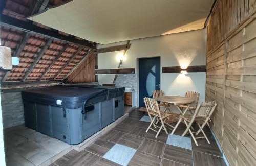 Montreux-Chateau Apartment | Maison d'hôtes avec Jacuzzi -Sauna