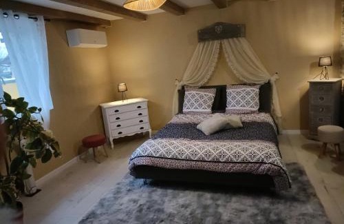 Montreux-Chateau Apartment | Maison d'hôtes avec Jacuzzi -Sauna