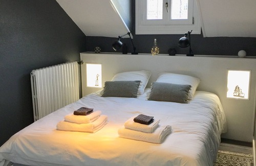Chateau-Thierry House | Maison d’hôtes Joussaume Latour