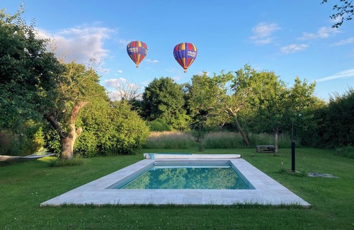 Bourron-Marlotte House | Maison de Campagne Avec Piscine Dans un Village de Charme à 1h de Paris en Train
