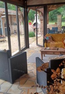 Bassillac and Auberoche House | Maison de famille chaleureuse