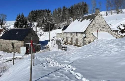 Chastreix House | Maison de Famille de 1823