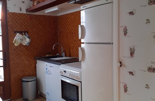 Saint-Martin-Labouval House | Maison de Campagne, Rivière Lot au Fond du Jardin, Randonnées