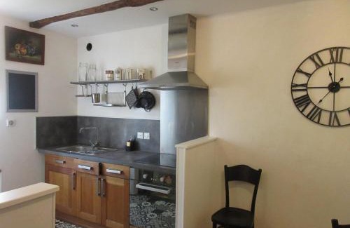 Calmont House | Maison de la Carrérie, gîte de charme à Calmont 12450