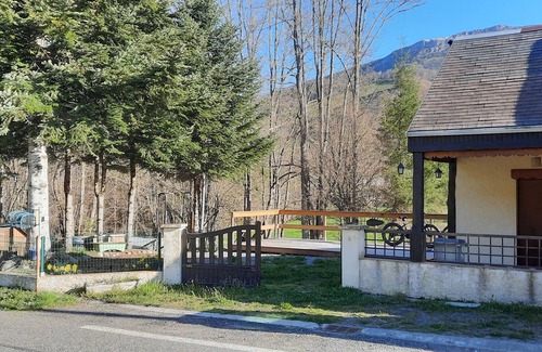 Campan House | Maison de Montagne à Proximité de Randonnées à Pied ou à Vélo