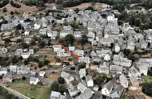 Saint-Urcize House | Maison de village avec terrasse et jardin Saint Urcize
