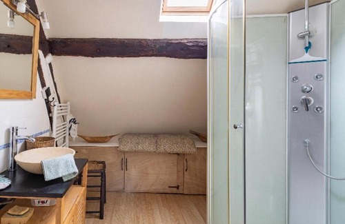 Maillebois House | Maison des Lilas