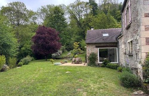 Feuguerolles-Bully House | Maison du Pré — Familial & Nature