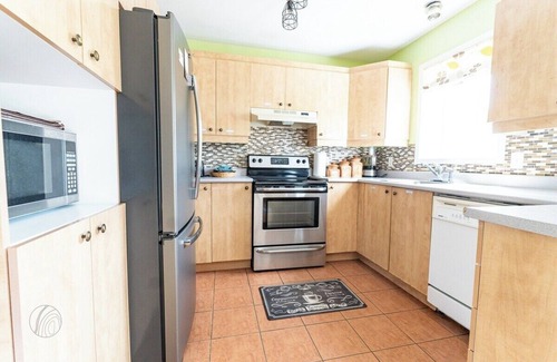 Vaudreuil House | Maison Eden Summary: