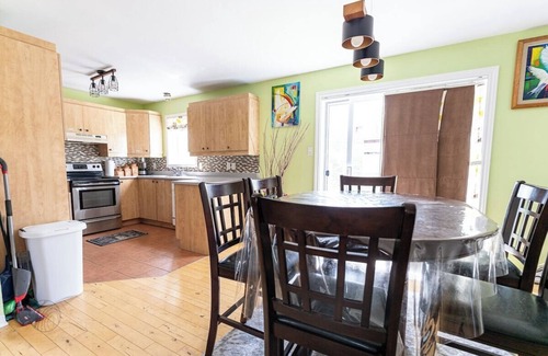 Vaudreuil House | Maison Eden Summary: