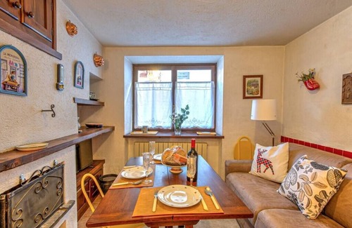 Dolonne Apartment | Maison Elodie - Wifi & Parking