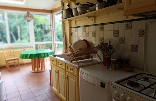 Antony House | Maison en Banlieue Parisienne- 7 Personnes