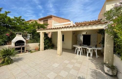 Saint-Pierre-la-Mer Villa | Maison familiale à 100m de la Plage 8ARGO83