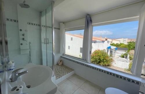 Saint-Pierre-la-Mer Villa | Maison familiale à 100m de la Plage 8ARGO83