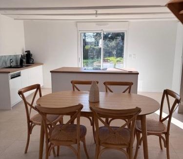 Asserac House | Maison familiale neuve, plage à 3min, jardin