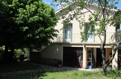 Saint-Etienne-les-Orgues House | Maison de Campagne Dans le Calme et le Soleil Provençal