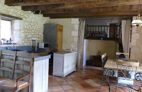 Saint-Martin-des-Combes House | Maison de Caractère au Centre du Périgord, Stage de Poterie Possible sur Site