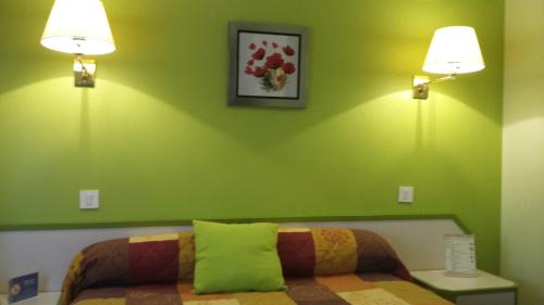 La Foret-Fouesnant Hotel | Maison Hôtel Aux Cerisiers