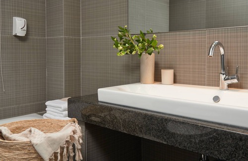 Chalkidona Hotel | Maison Hotel
