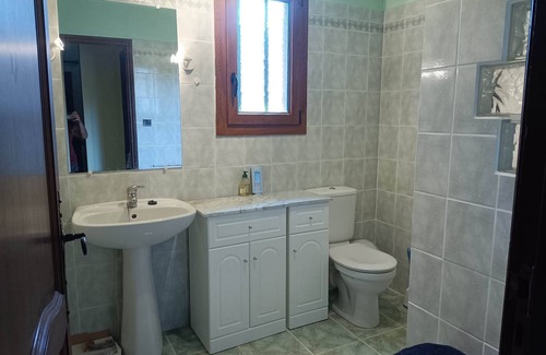 Ampus Villa | Maison Individuelle Avec Grand Jardin Dans Joli Village de Caractère