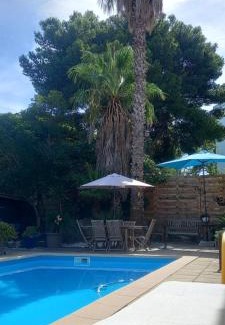 Vielle-Chapelle Villa | Maison jardin grande piscine , sortie bateau possible