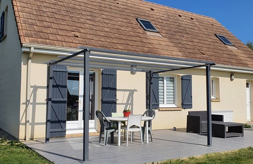 Saint-Antonin-de-Sommaire House | Maison Moderne