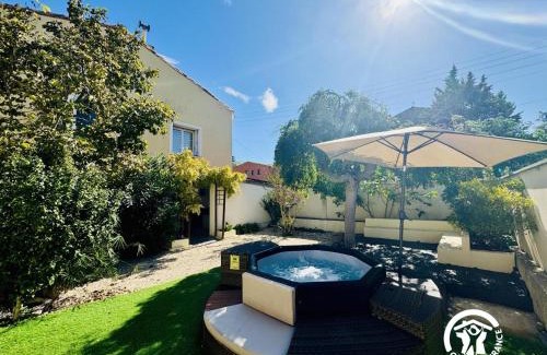 Marcorignan House | Maison Magnolia
