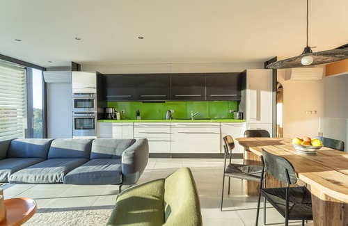 Venasque Villa | Maison Marc