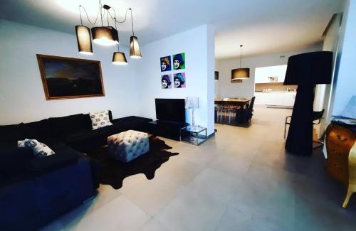 Acquaviva Picena House | Maison Margot