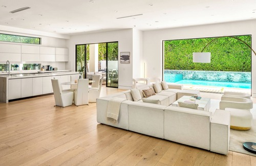 Mid City House | Maison Modern Avec Piscine Proche de Beverly Hills