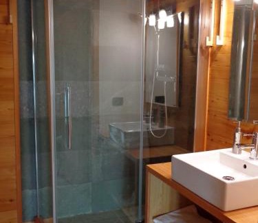 Perriere Bed & Breakfast | Maison Perriere - Chambres d'hôtes & Jacuzzi