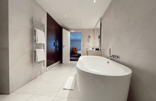 Valence Hotel | Maison Pic