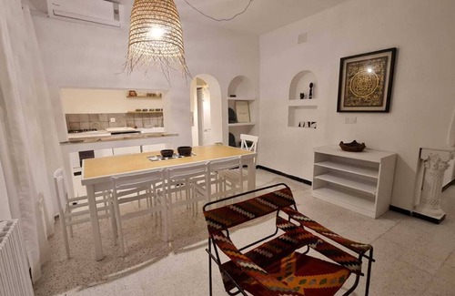 El Menzah 5 House | Maison Près de Toutes les Commodités à 1 Minutes de la Plage