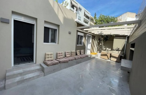 Athens City Centre House | Maison Proche de L'acropole