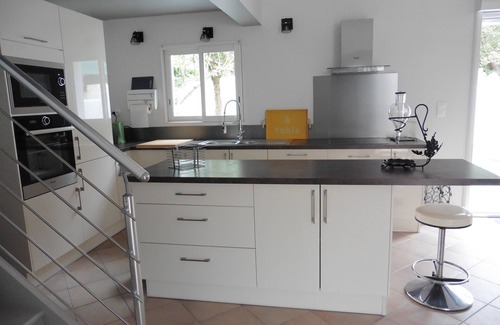 Rivedoux-Plage House | Maison Proche Pinède à 2 km de la Plage Principale au Calme Classement 3 Étoiles