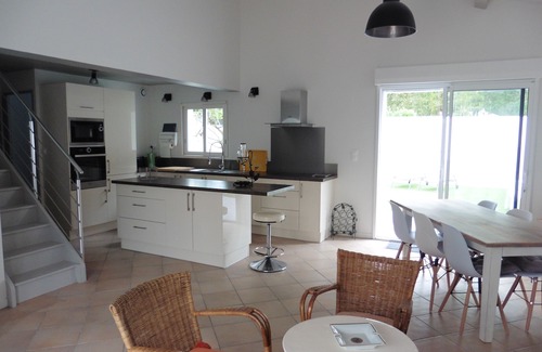 Rivedoux-Plage House | Maison Proche Pinède à 2 km de la Plage Principale au Calme Classement 3 Étoiles