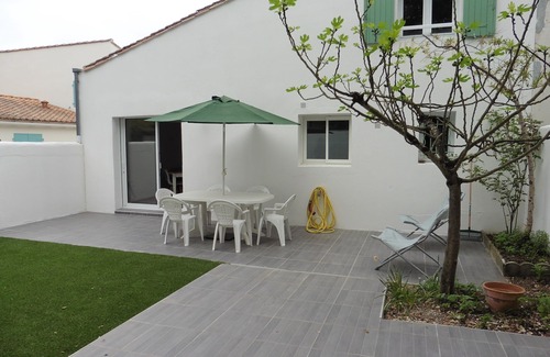 Rivedoux-Plage House | Maison Proche Pinède à 2 km de la Plage Principale au Calme Classement 3 Étoiles