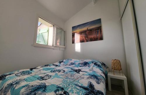 Saint-Michel-Chef-Chef House | Maison rénovée près de la mer avec 2 piscines, parking et animaux acceptés - FR-1-364-174