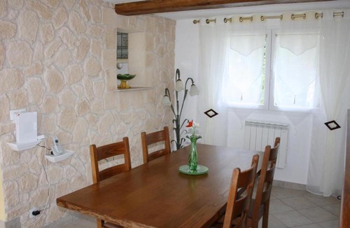 Monetay-sur-Allier House | Maison rénovée avec grand jardin, accès rivière, cheminée et tout confort à Monétay-sur-Allier - FR-1-489-110